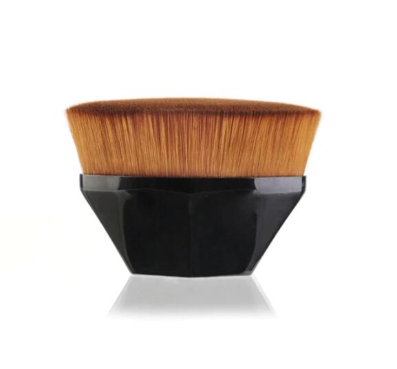 No. 55 Flawless Finish High Density Seamless Makeup Brush