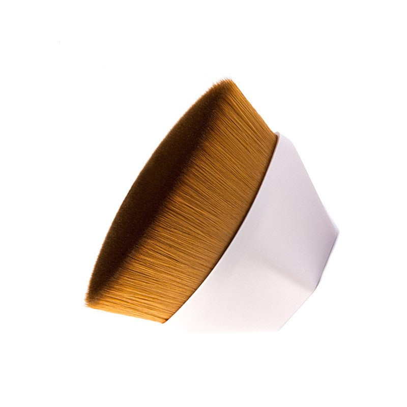 No. 55 Flawless Finish High Density Seamless Makeup Brush
